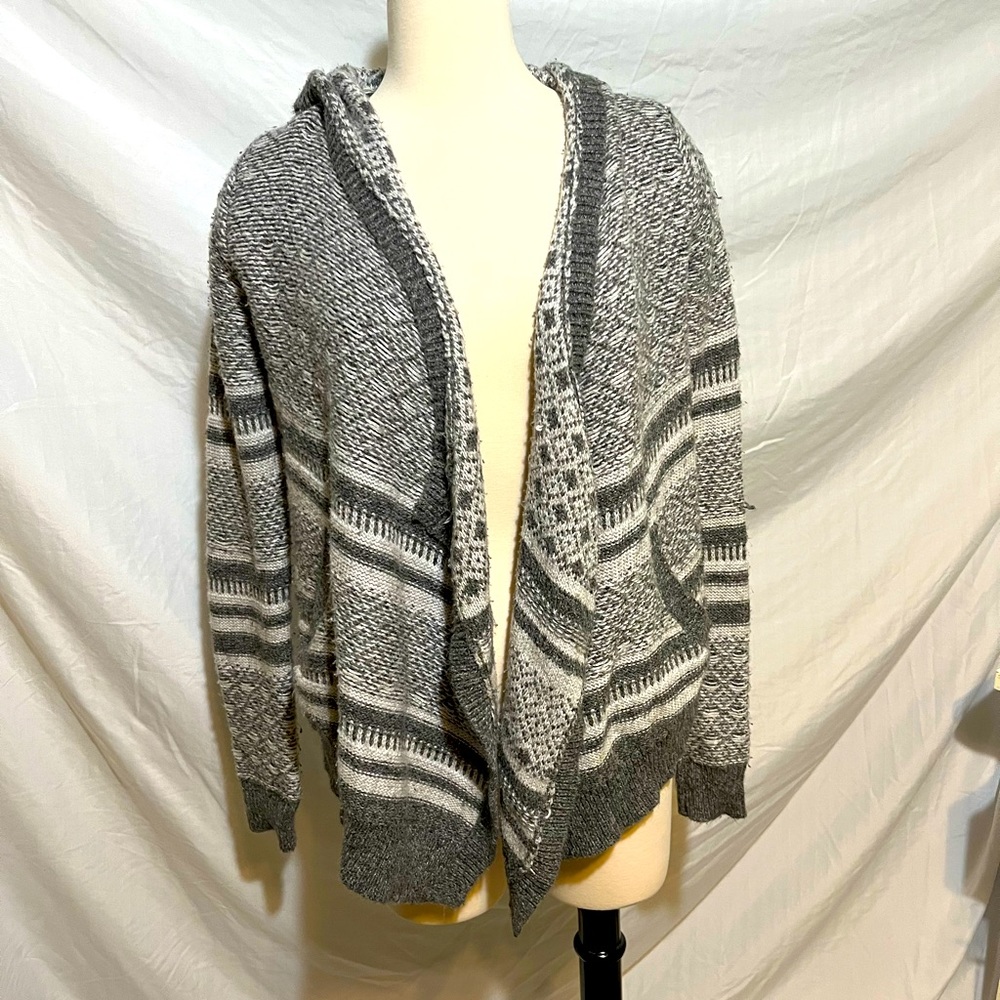 Abercrombie Fitch Abstract Open Cardigan